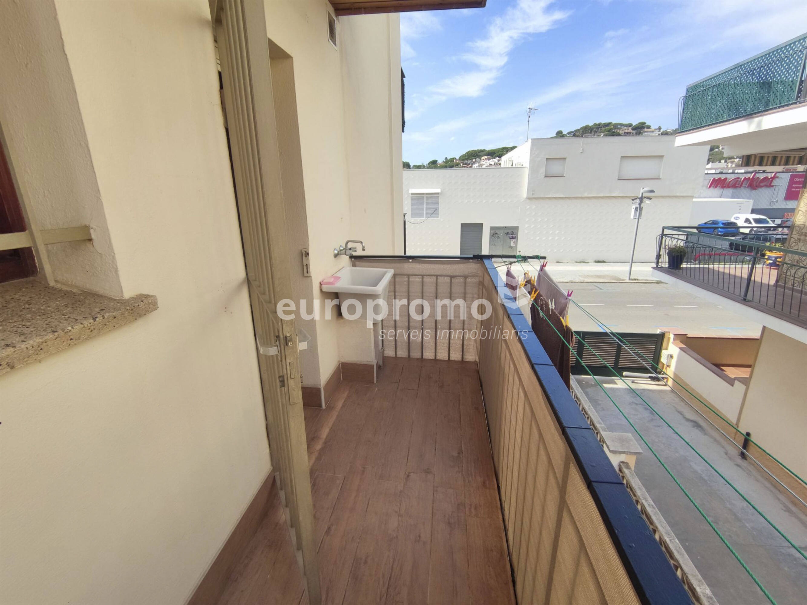 Piso muy acogedor  situado en Torre Valentina a 300m de la playa!